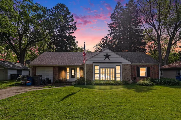$134,990 | 2006 Grecourt Drive, Toledo, OH 43615