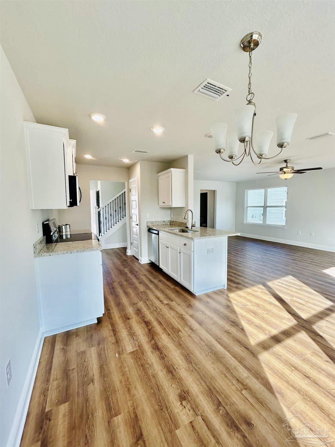 4940 Muldoon Pointe Road, Unit 16A Pensacola, FL 32526 - Photo 3 of 8