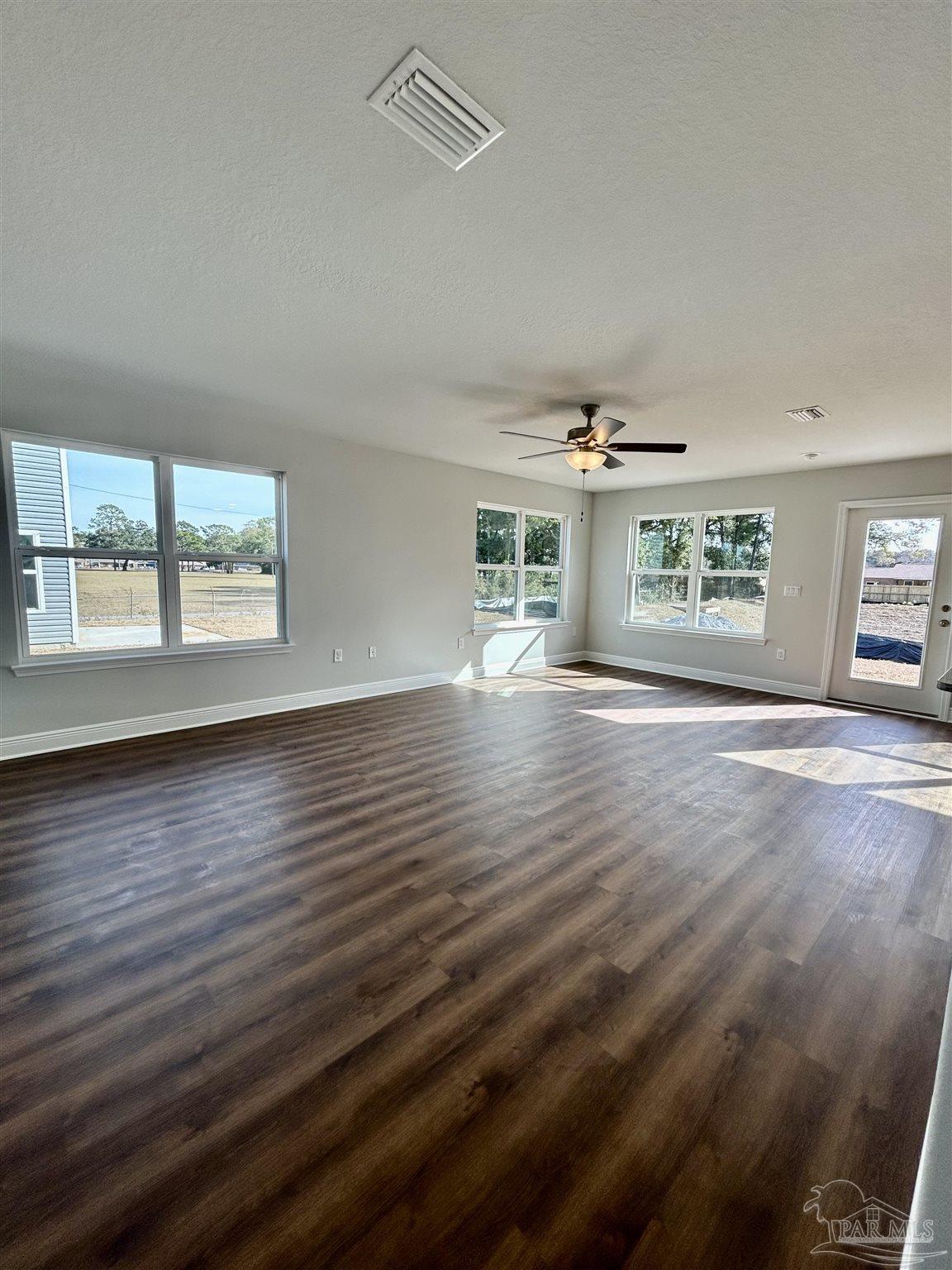 4940 Muldoon Pointe Road, Unit 16A Pensacola, FL 32526 - Photo 7 of 8