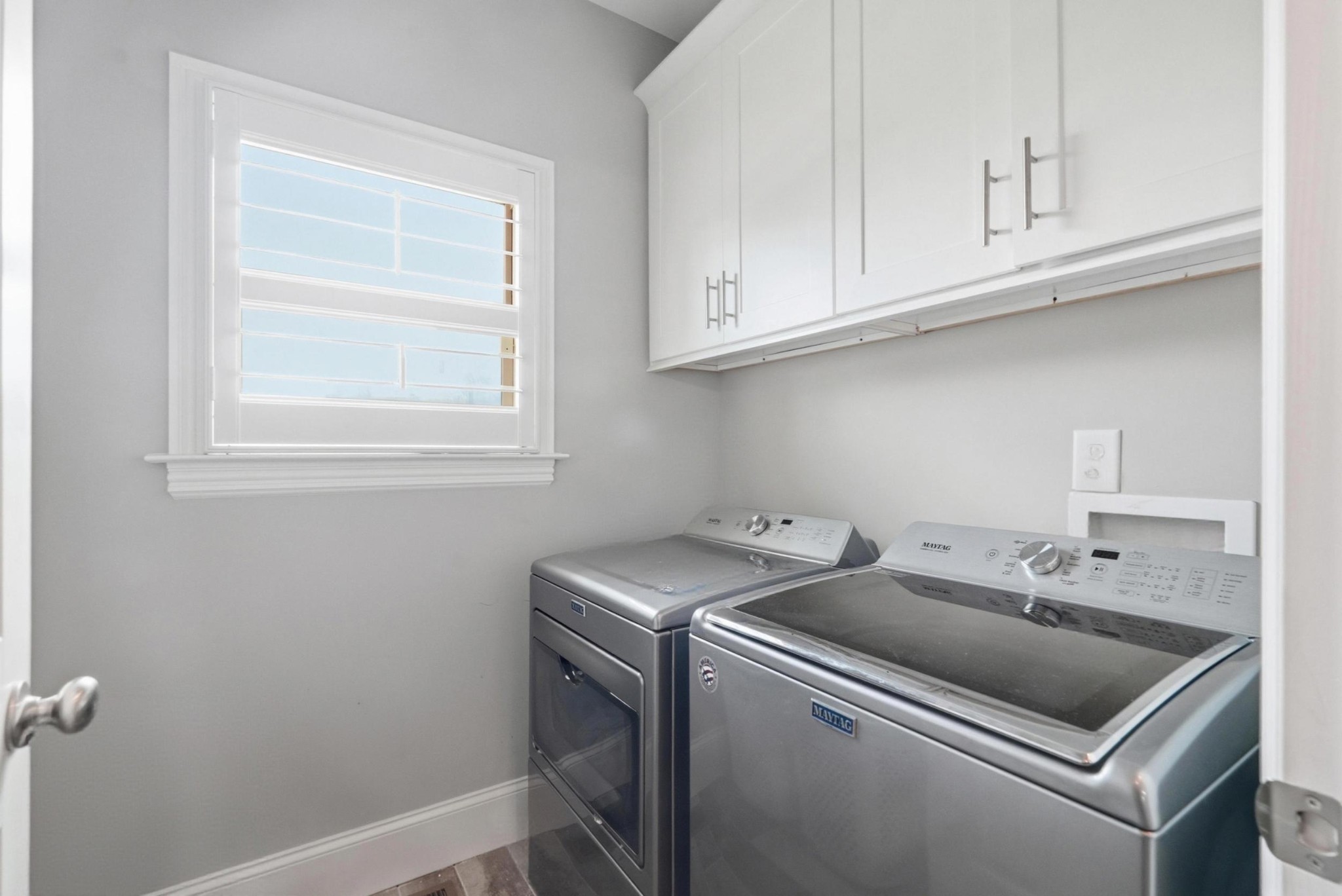 6000 Wallaby Court Spring Hill, TN 37174 - Photo 22 of 57 a utility room with dryer and washer