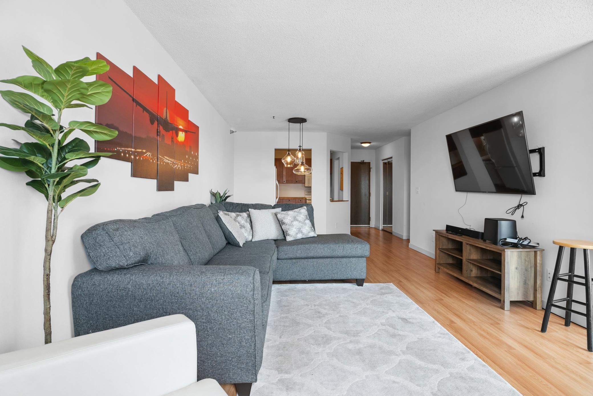 78 10th Street East, Unit 2104 St. Paul, MN 55101 - Photo 1 of 26