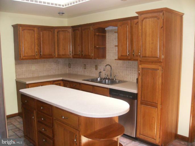 2251 Biggs Highway, Unit 2251 Rising Sun, MD 21911 - Photo 14 of 29 Kitchen