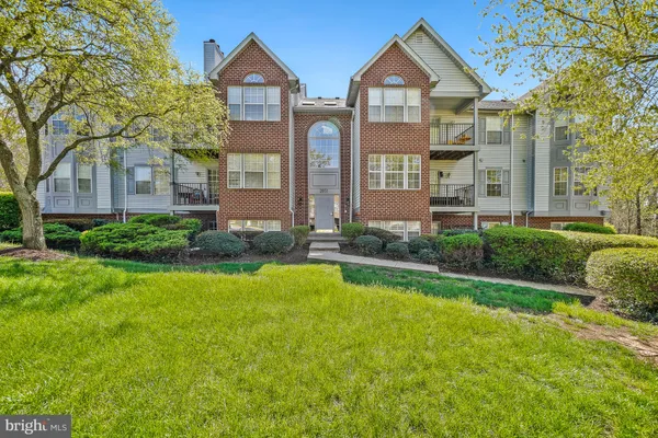 $250,000 | 2051 Alice Avenue, Unit 2051303, Oxon Hill, MD 20745