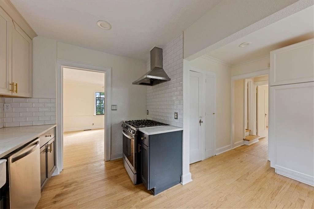 6712 Linden Road Kansas City, MO 64113 - Photo 16 of 42
