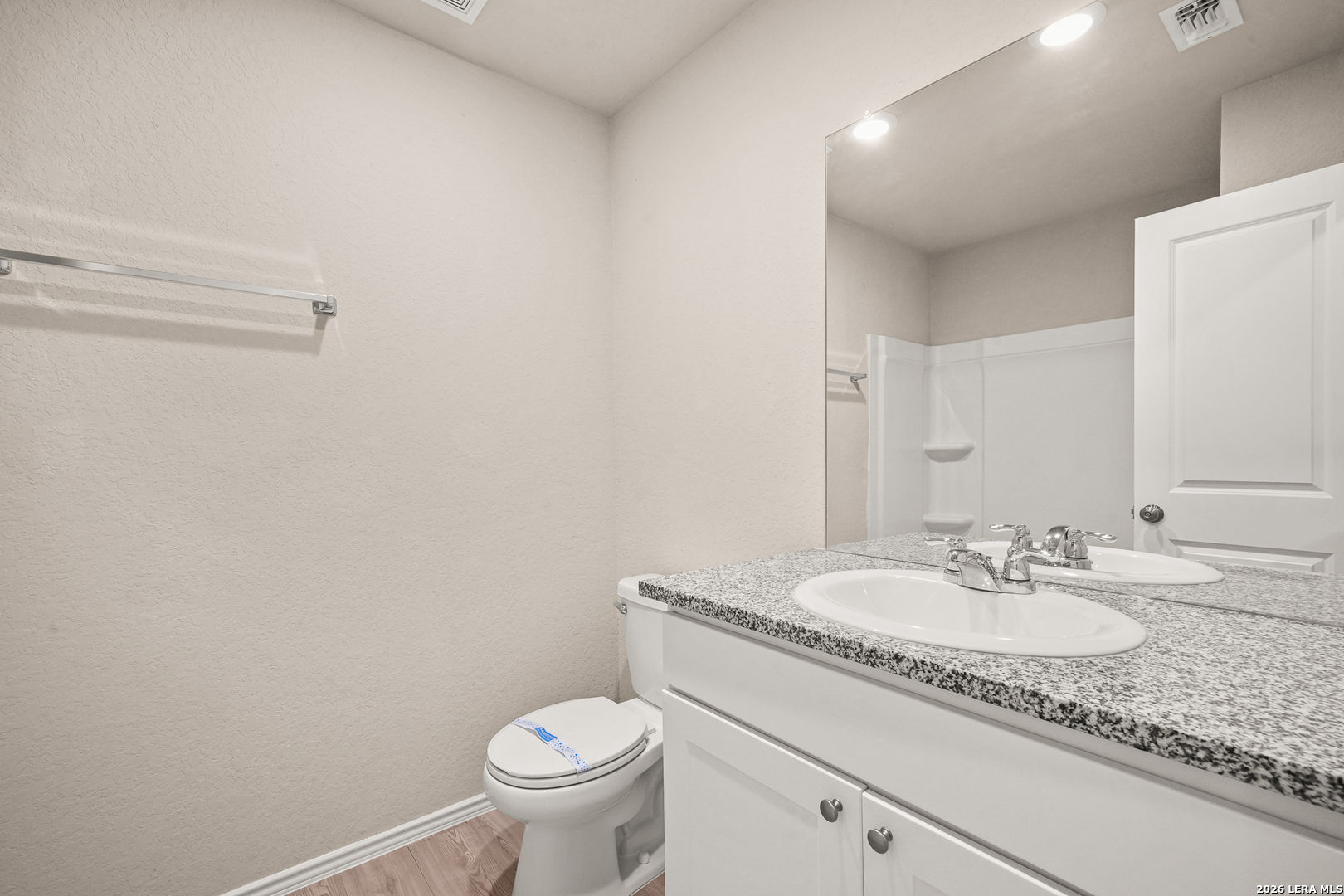 6443 Cibolo Converse, TX 78109 - Photo 6 of 24