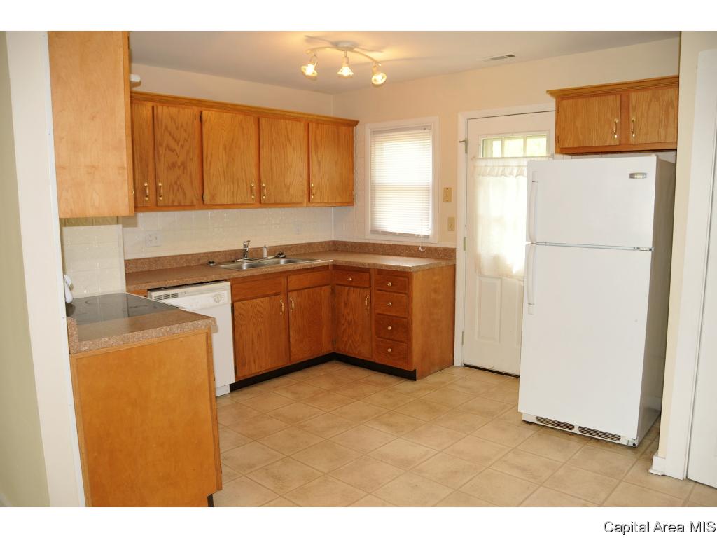 2306 Ramsey Road Springfield, IL 62702 - Photo 4 of 12