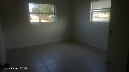 419 Butler Street Melbourne, FL 32901 - Photo 7 of 9 medium (7)