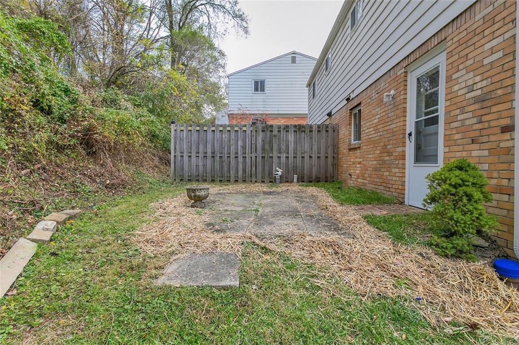 265-267 Universal Road Pittsburgh, PA 15235 - Photo 21 of 22 Gallery Image 21