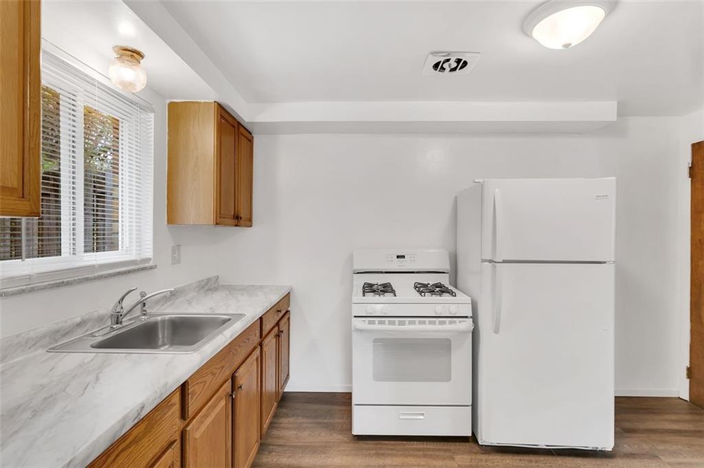265-267 Universal Road Pittsburgh, PA 15235 - Photo 9 of 22 Gallery Image 9