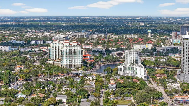 $2,500,000 | 304 Southwest 12th Court, Fort Lauderdale, FL 33315