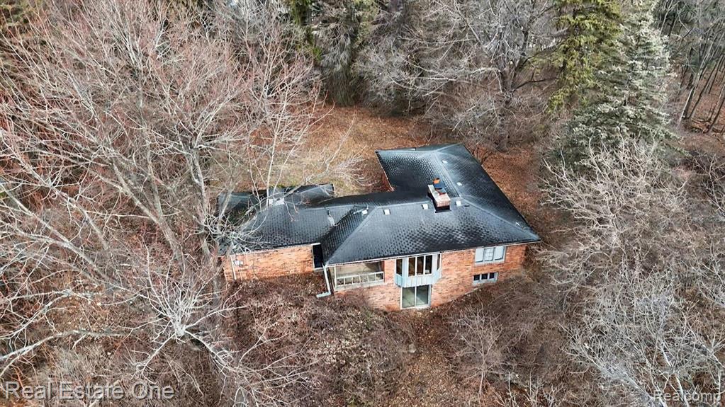 3277 South Milford Road Highland, MI 48357 - Photo 8 of 24 Gallery Image 8