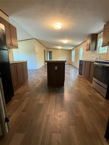 $1,700 | 4790 Wickwillow Lane, Alvin, TX 77511