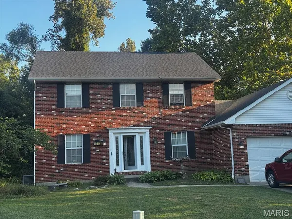 $320,000 | 1013 Bradington Court, Columbia, IL 62236