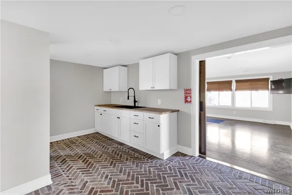 $385,000 | 5831 Transit Road, Lancaster, NY 14043