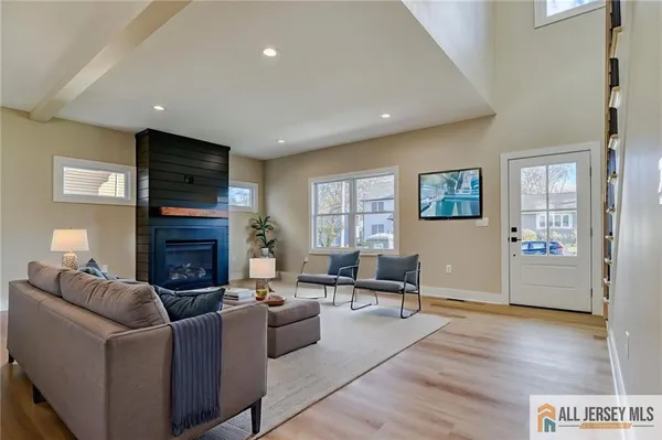 $824,900 | 3 Lyons Street, South River, NJ 08882