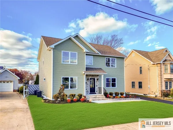 $824,900 | 3 Lyons Street, South River, NJ 08882