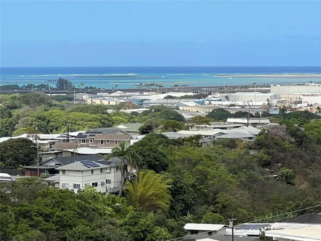 $1,295,000 | 1661 Hakuaina Place, Honolulu, HI 96819