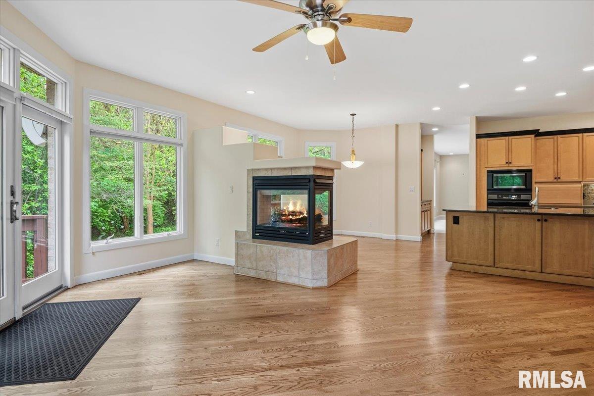 4104 Chandlerwood Road Springfield, IL 62711 - Photo 13 of 64