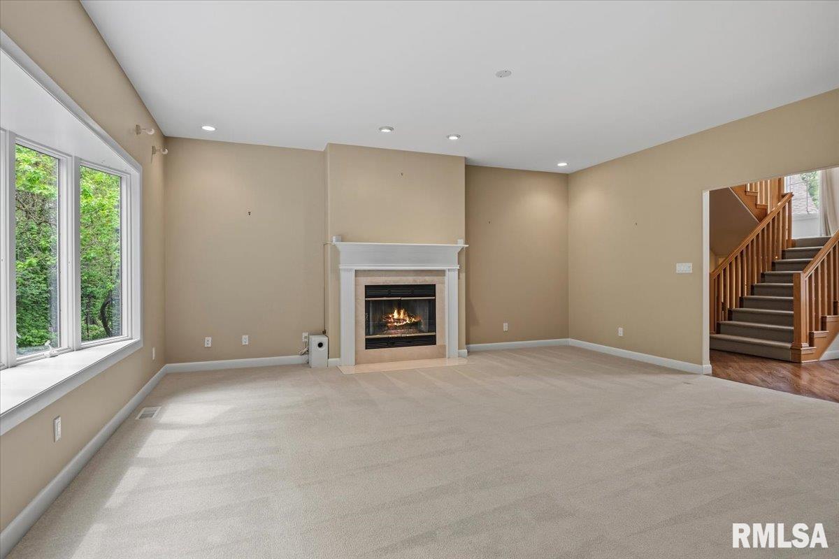 4104 Chandlerwood Road Springfield, IL 62711 - Photo 7 of 64