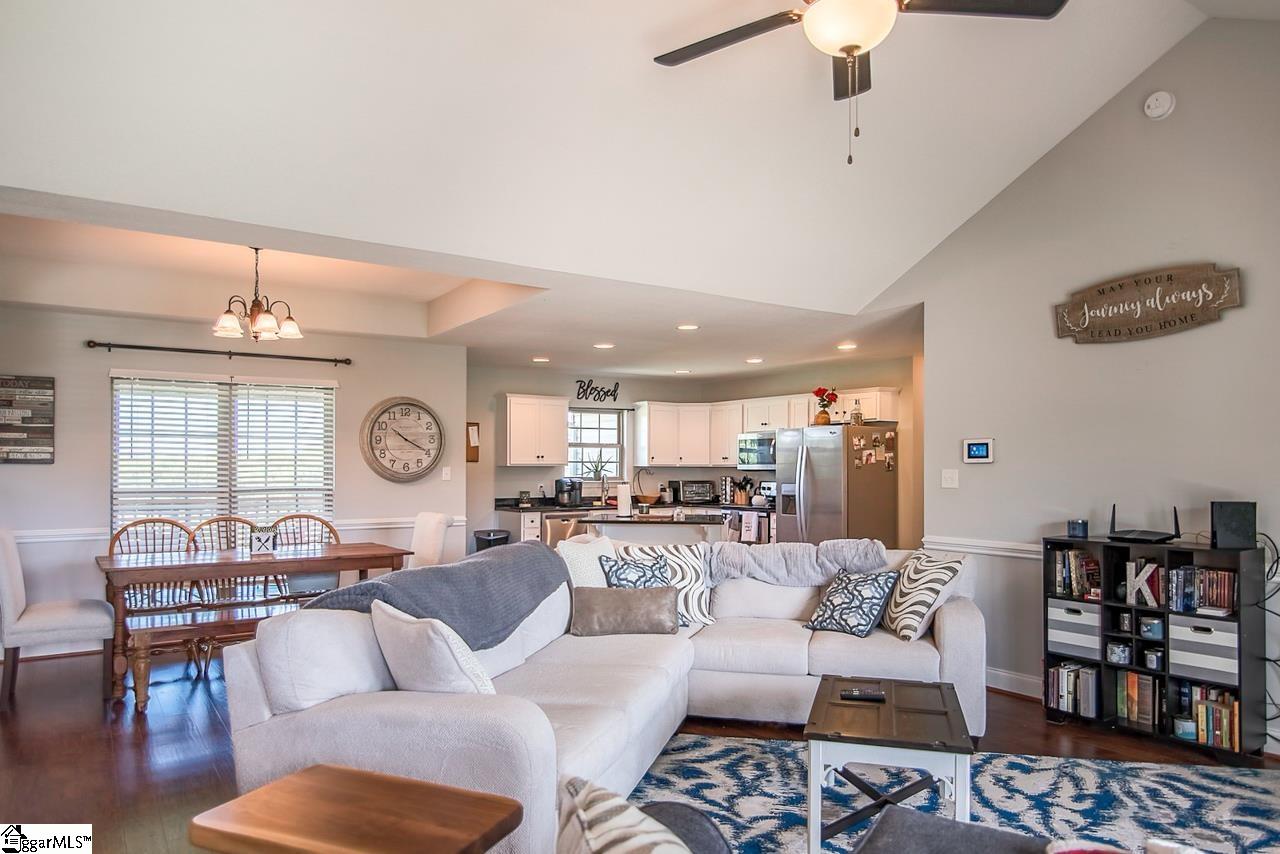 108 Graces Way Gaffney, SC 29341 - Photo 4 of 24 Gallery Image 4