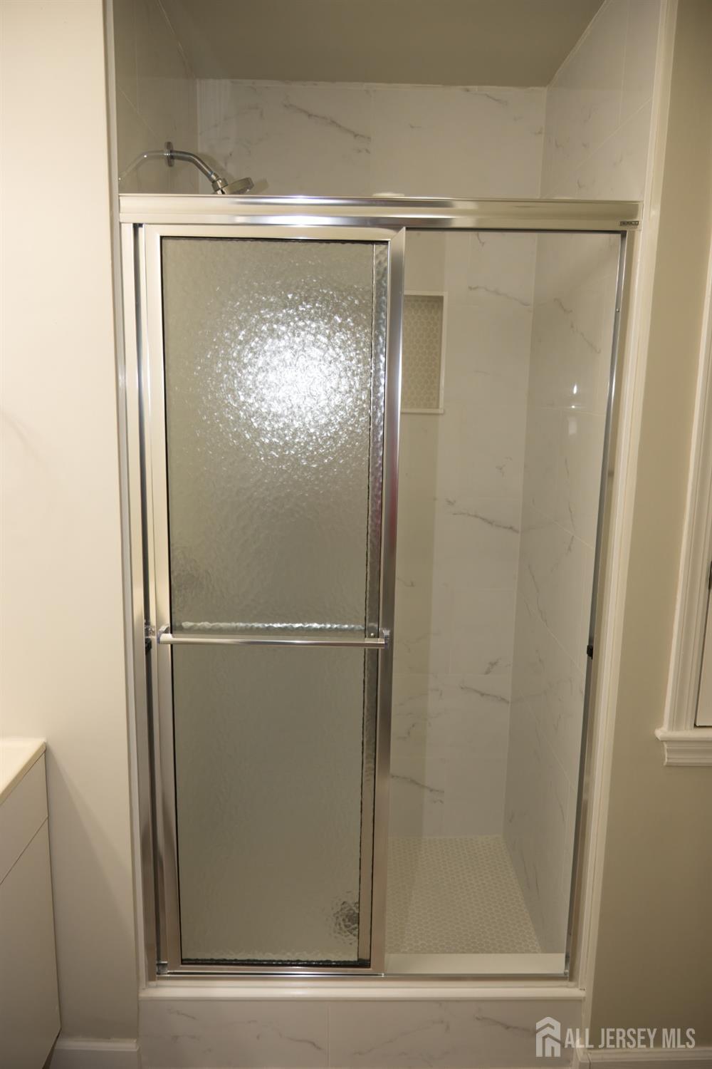 494 Harris Avenue, Unit B Middlesex, NJ 08846 - Photo 17 of 22