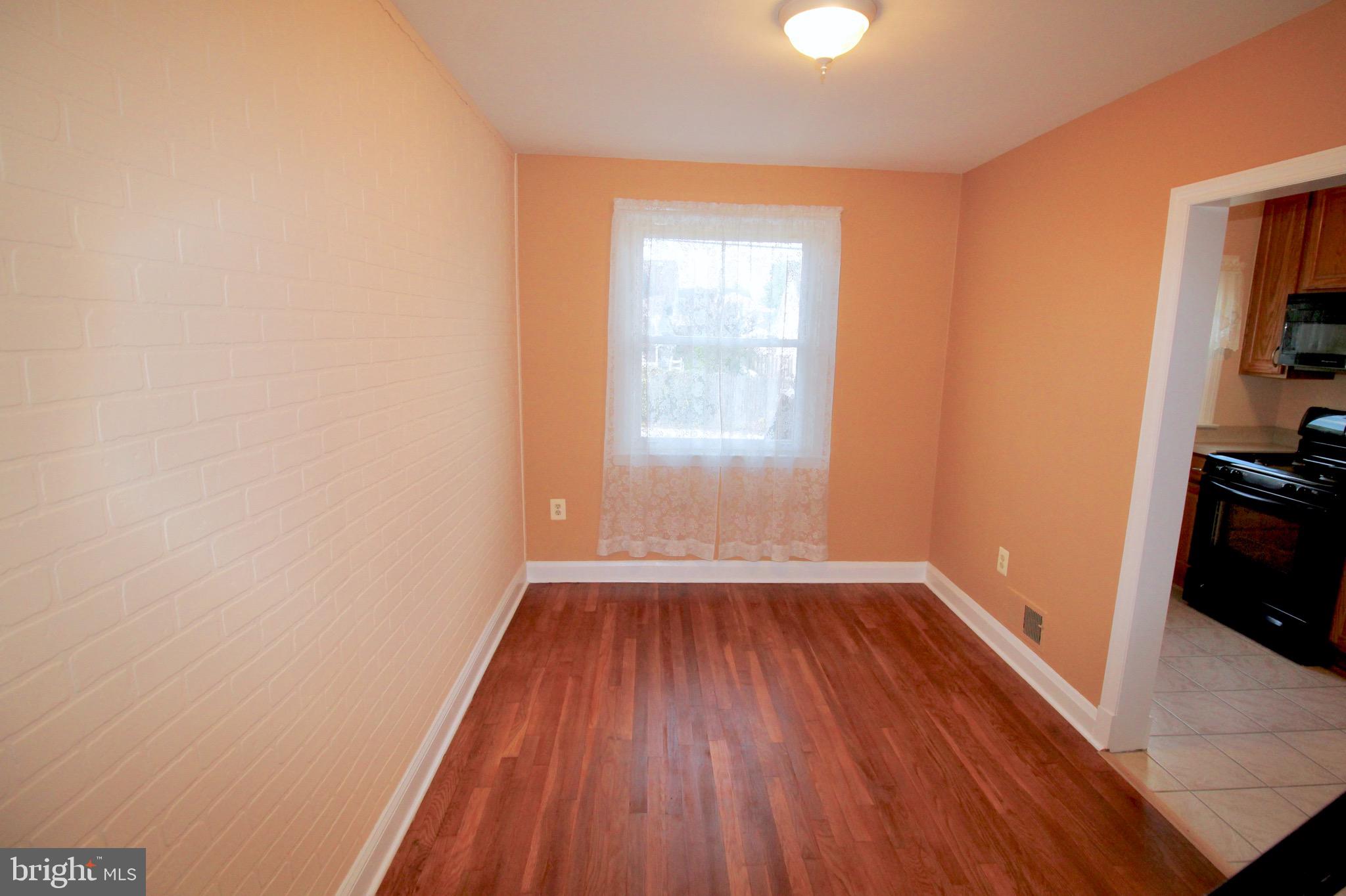 8118 Kavanagh Road Baltimore, MD 21222 - Photo 6 of 23 Dinning Room