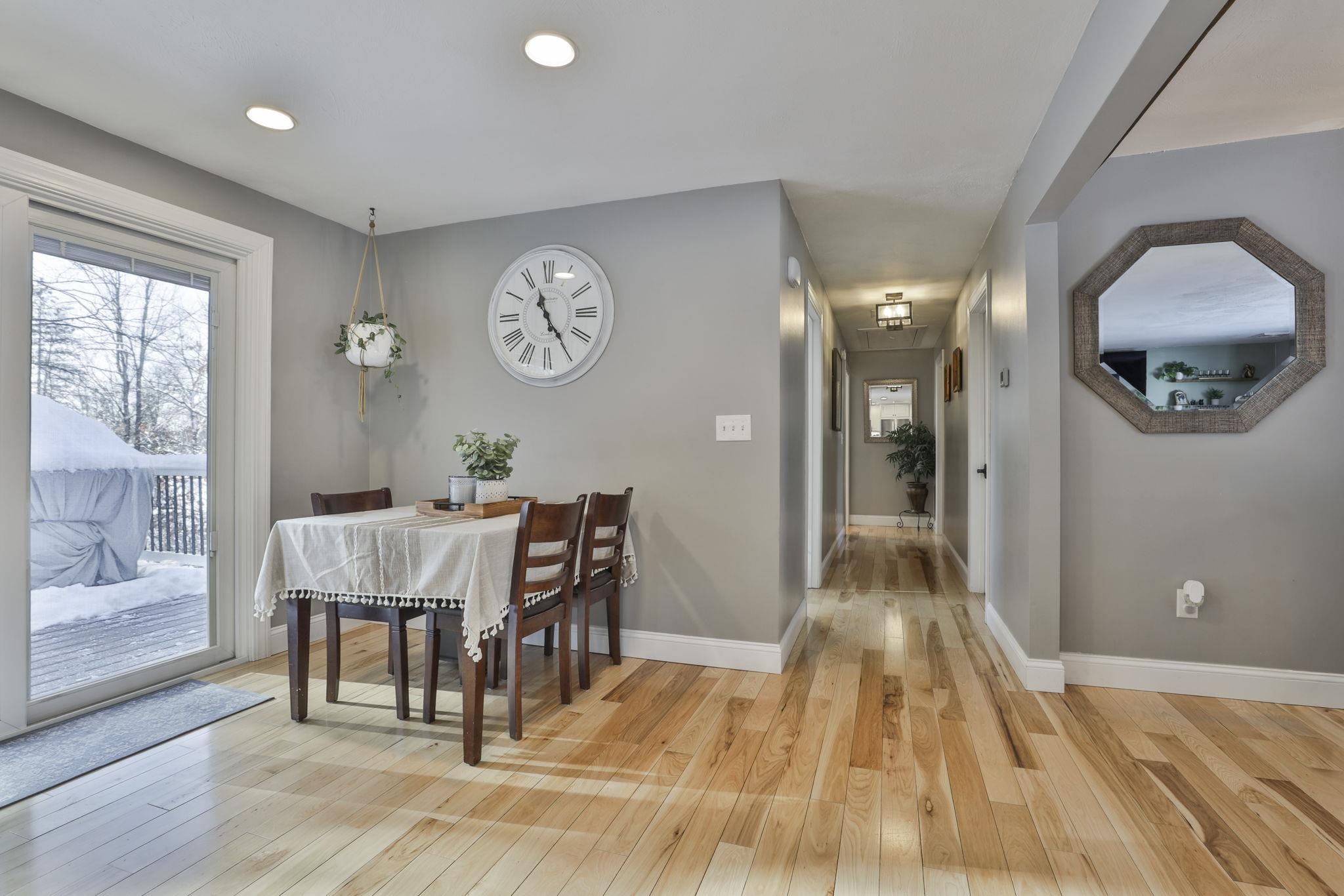 26 Sunapee Street Nashua, NH 03063 - Photo 16 of 37