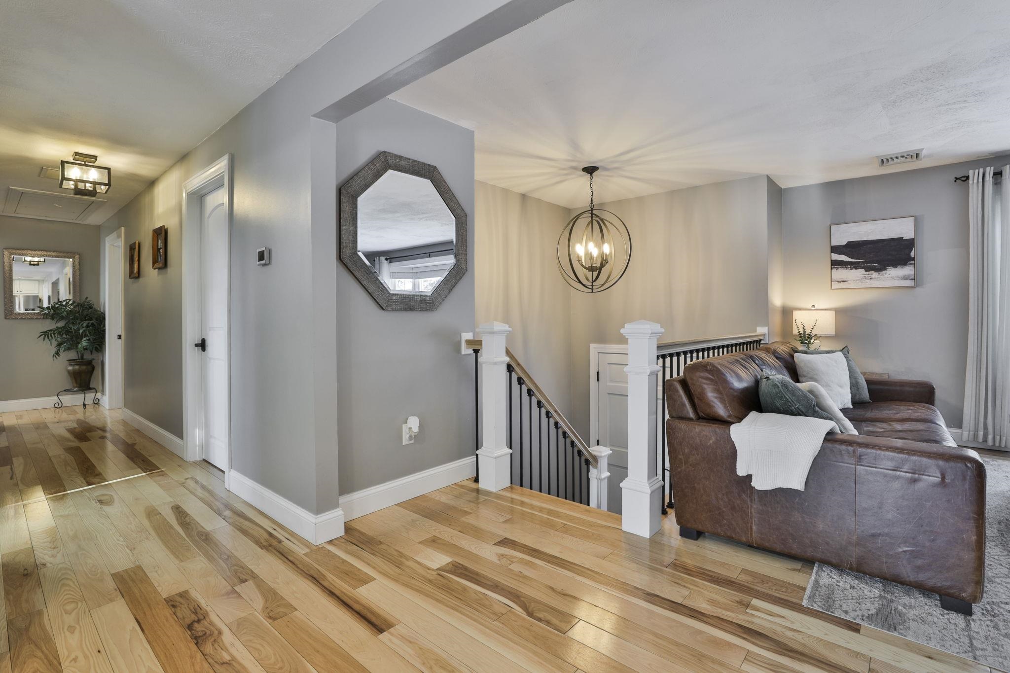 26 Sunapee Street Nashua, NH 03063 - Photo 18 of 37