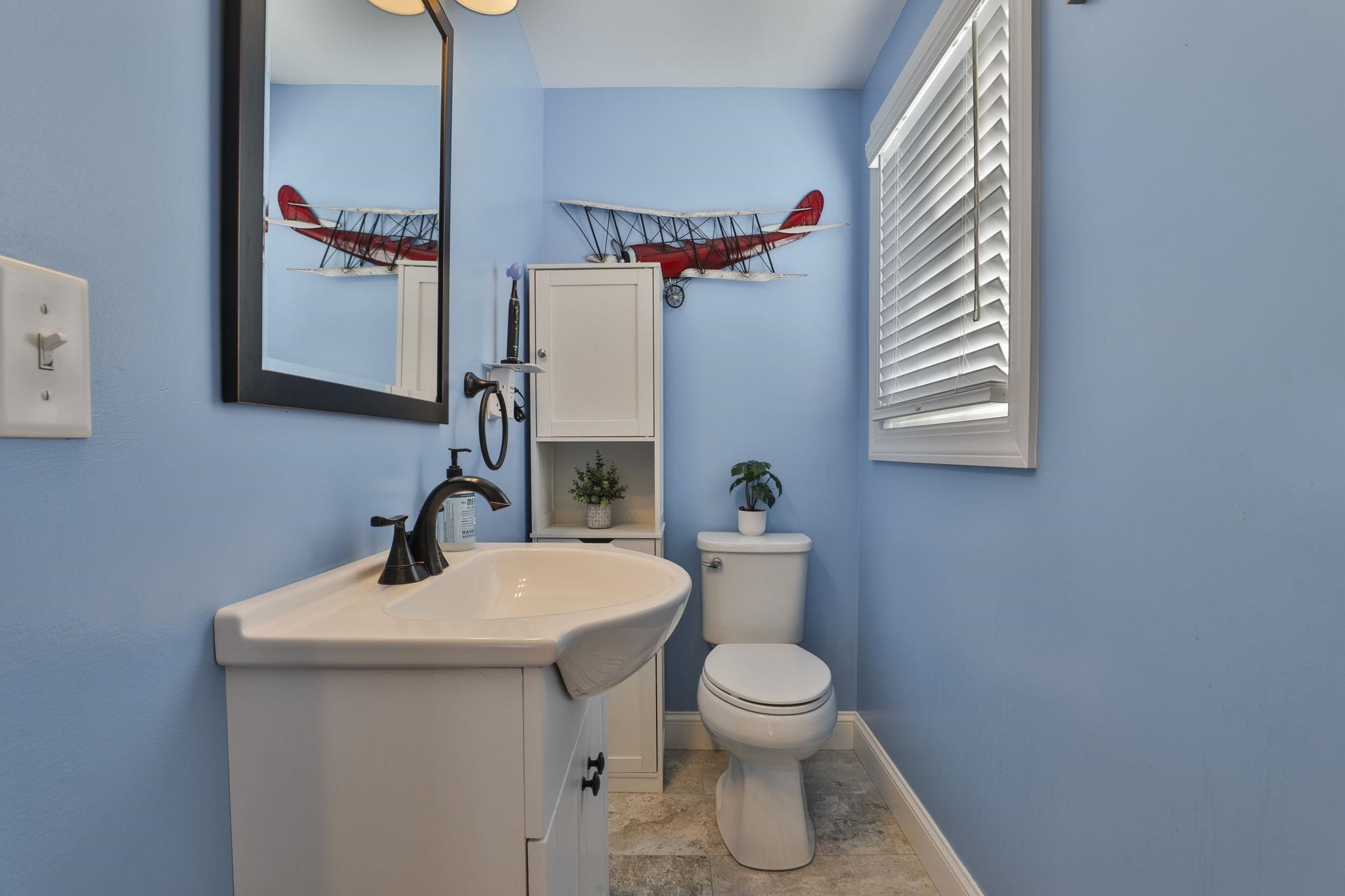 26 Sunapee Street Nashua, NH 03063 - Photo 22 of 37