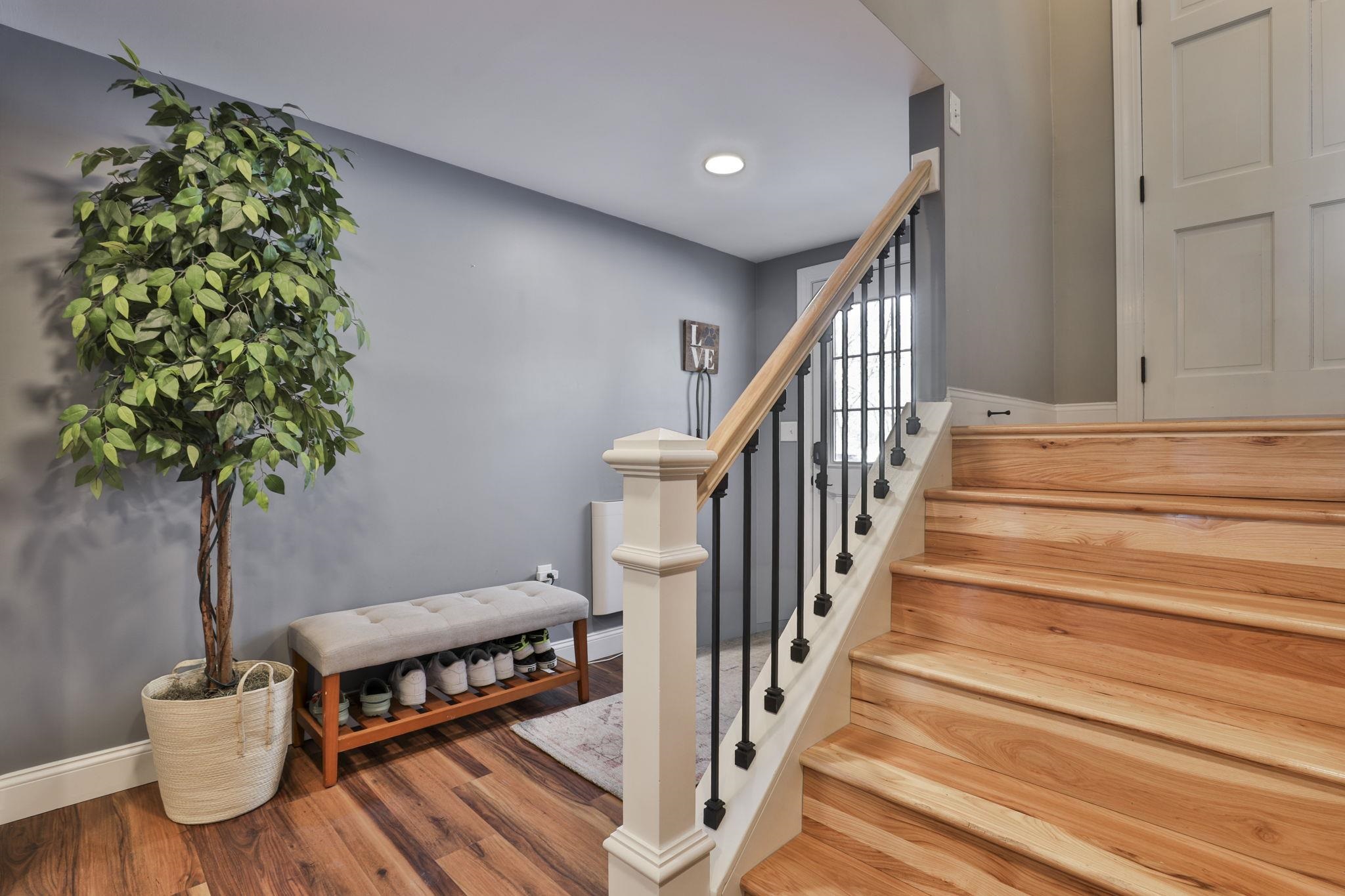 26 Sunapee Street Nashua, NH 03063 - Photo 31 of 37