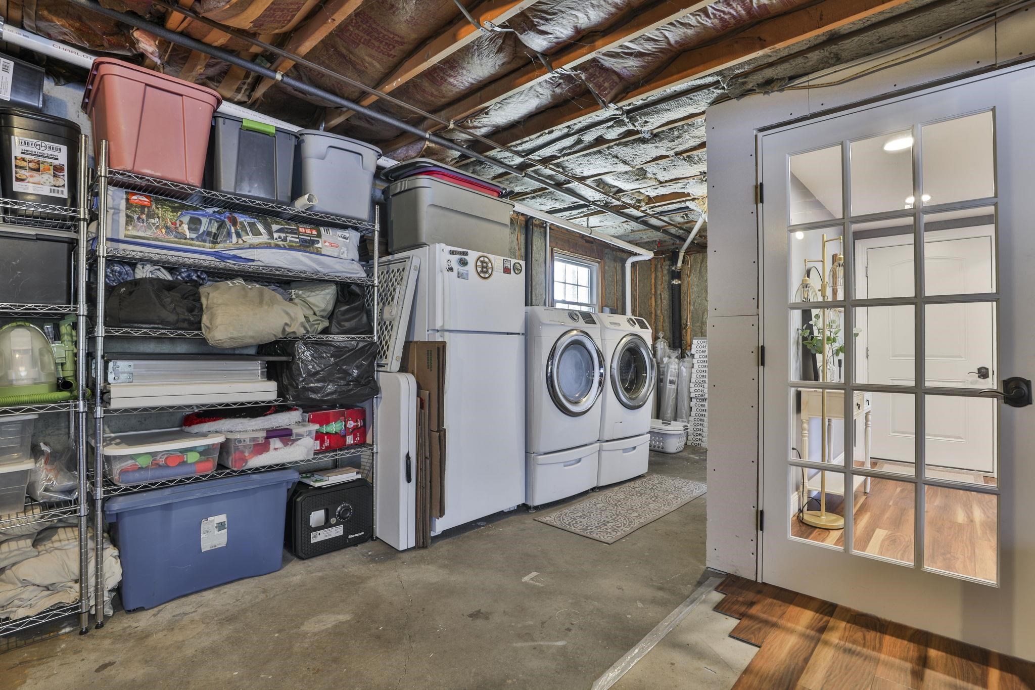 26 Sunapee Street Nashua, NH 03063 - Photo 33 of 37