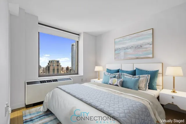 $749,000 | 100 West 39th Street, Unit 38E | Fashion District