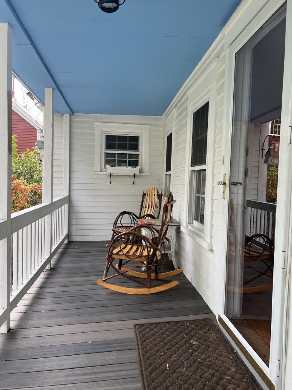 233 Hopkinton Road Concord, NH 03301 - Photo 3 of 40