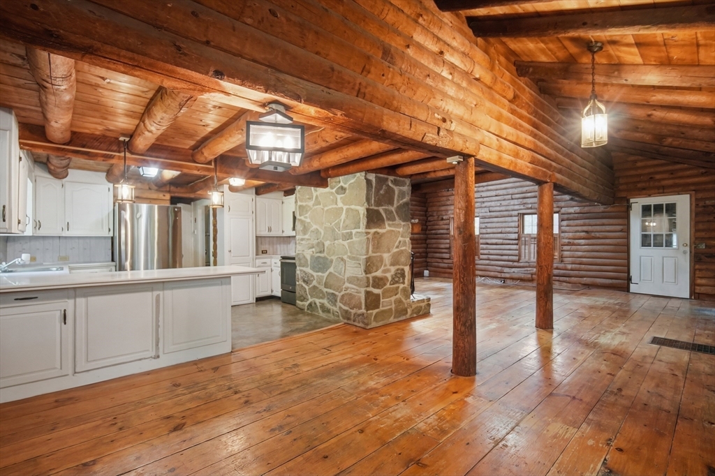 95 Packardville Road Pelham, MA 01002 - Photo 8 of 26