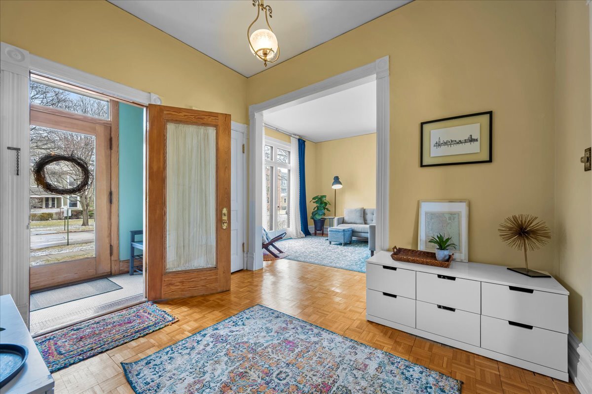 1202 Maple Avenue Evanston, IL 60202 - Photo 19 of 42