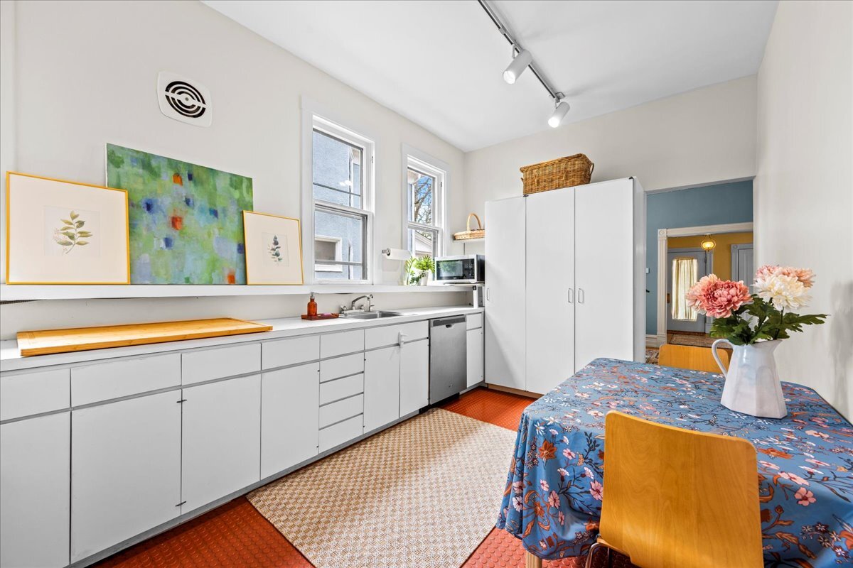 1202 Maple Avenue Evanston, IL 60202 - Photo 25 of 42