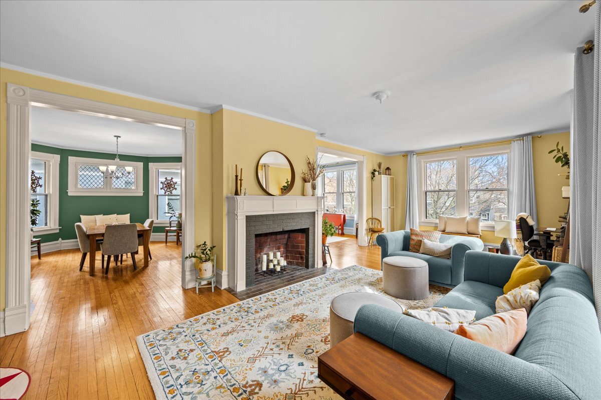 1202 Maple Avenue Evanston, IL 60202 - Photo 7 of 42