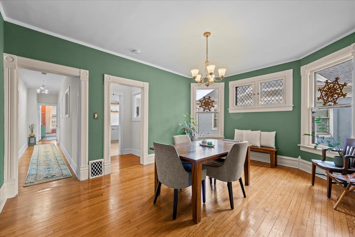 1202 Maple Avenue Evanston, IL 60202 - Photo 8 of 42