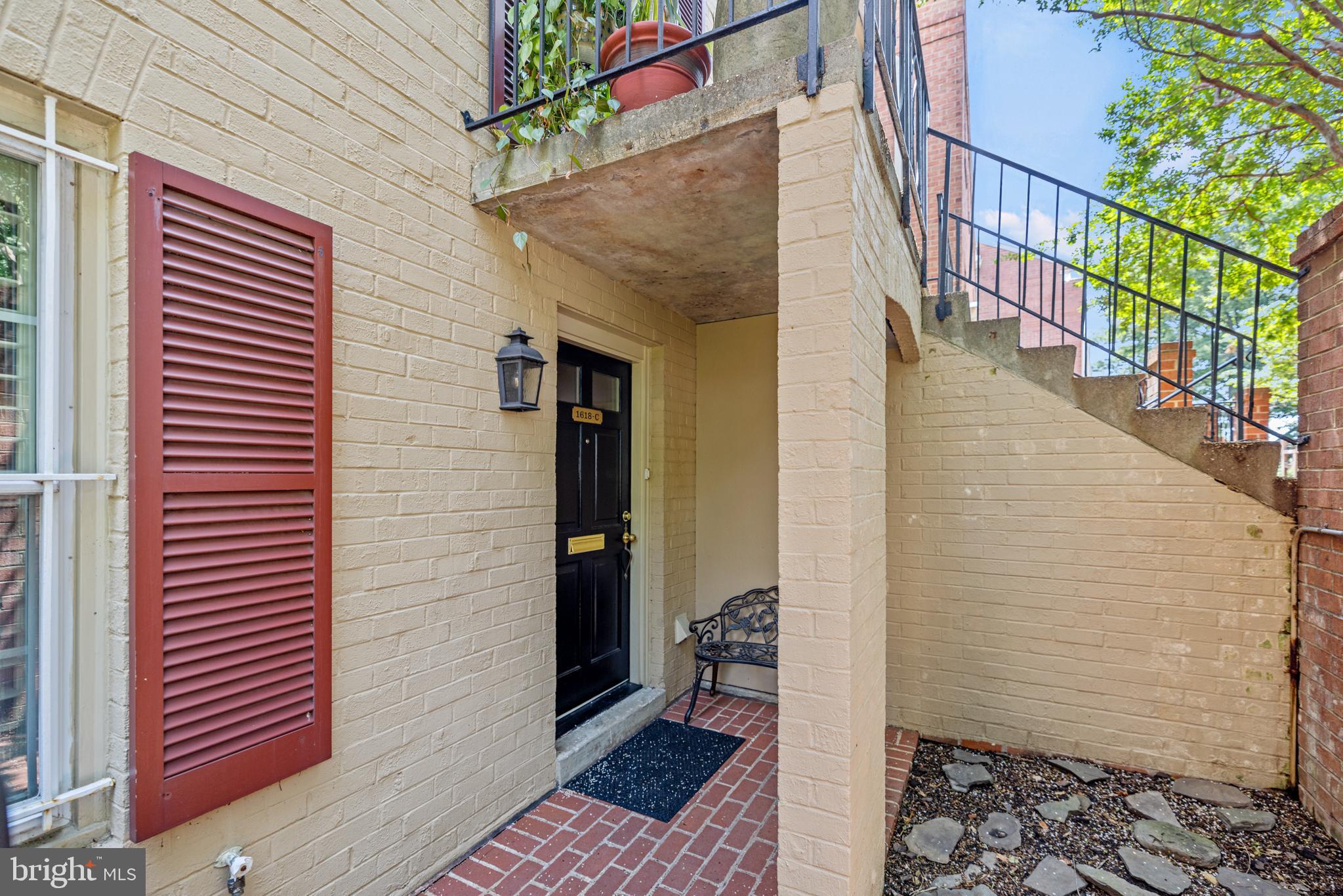 1618 Belmont Street Northwest, Unit C Washington, DC 20009 - Photo 23 of 26