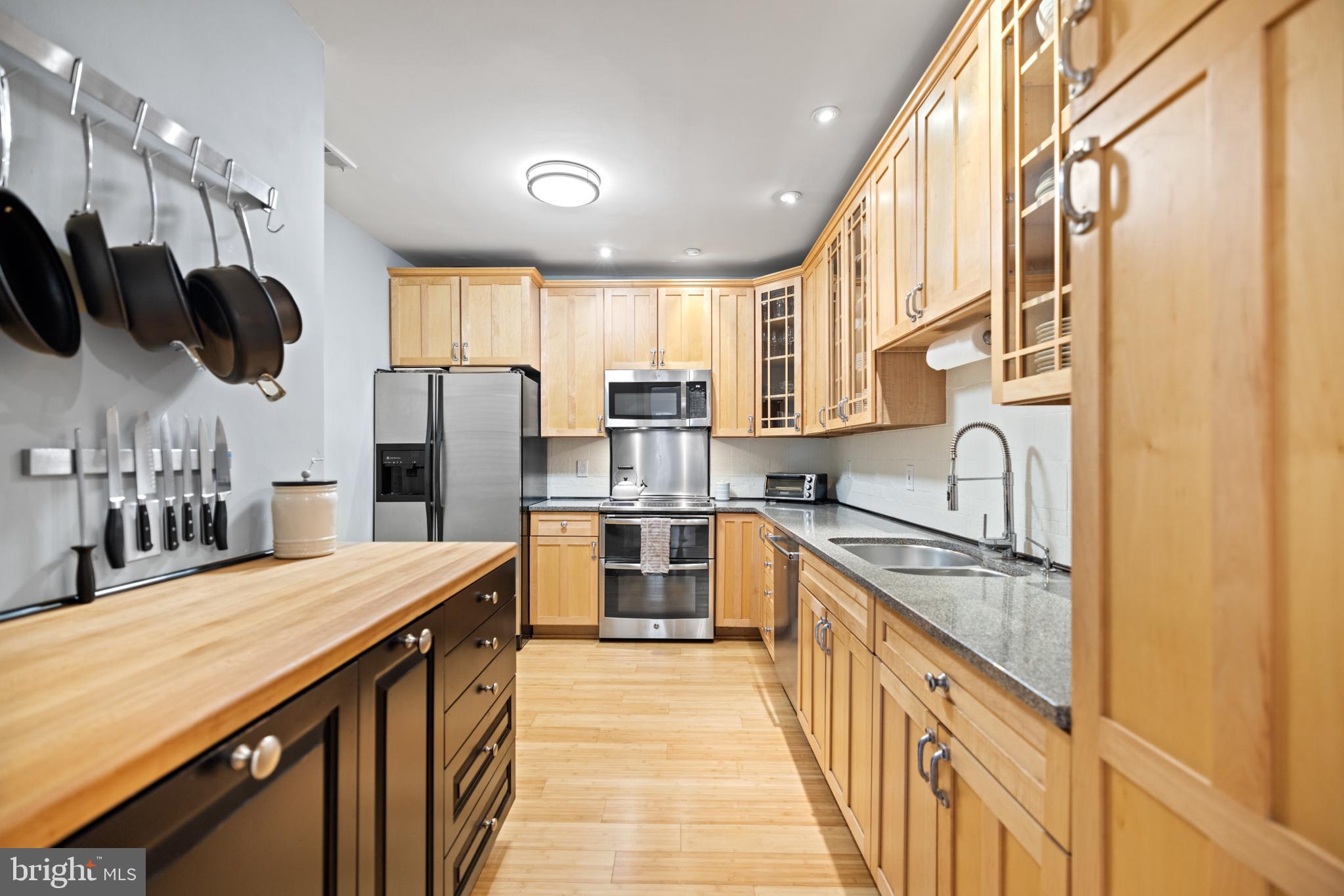 1618 Belmont Street Northwest, Unit C Washington, DC 20009 - Photo 7 of 26