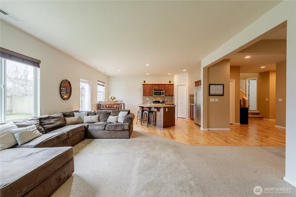 $900,000 | 14025 5th Place West, Everett, WA 98208