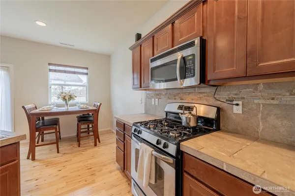 $900,000 | 14025 5th Place West, Everett, WA 98208