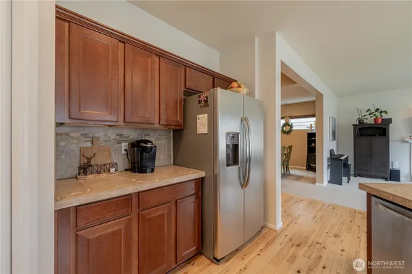 $900,000 | 14025 5th Place West, Everett, WA 98208