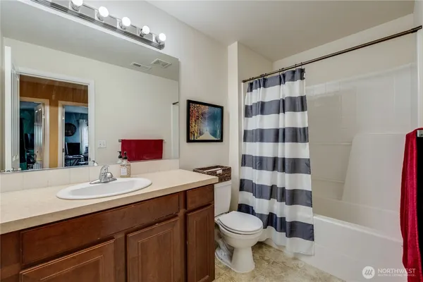 $900,000 | 14025 5th Place West, Everett, WA 98208