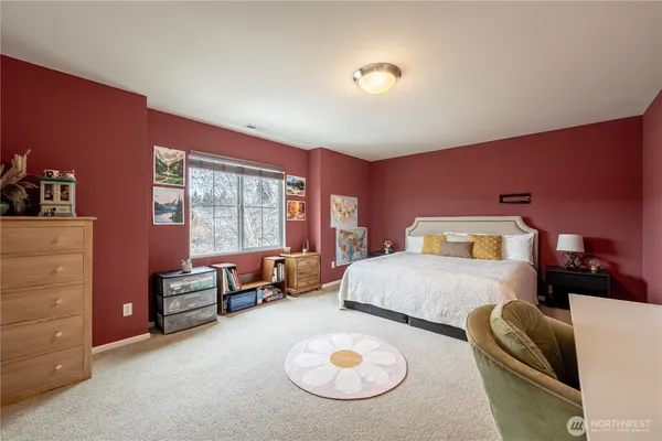 $900,000 | 14025 5th Place West, Everett, WA 98208