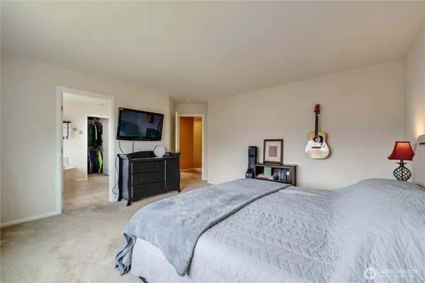 $900,000 | 14025 5th Place West, Everett, WA 98208