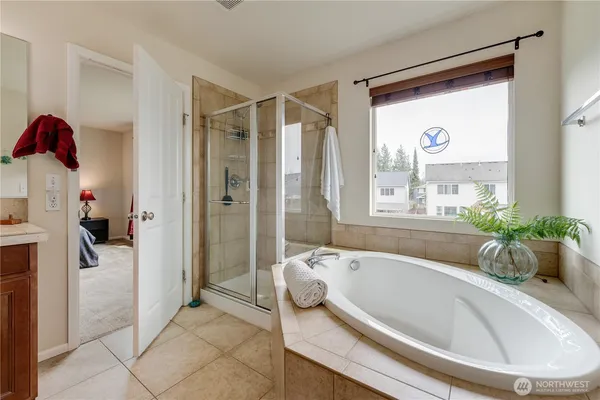 $900,000 | 14025 5th Place West, Everett, WA 98208