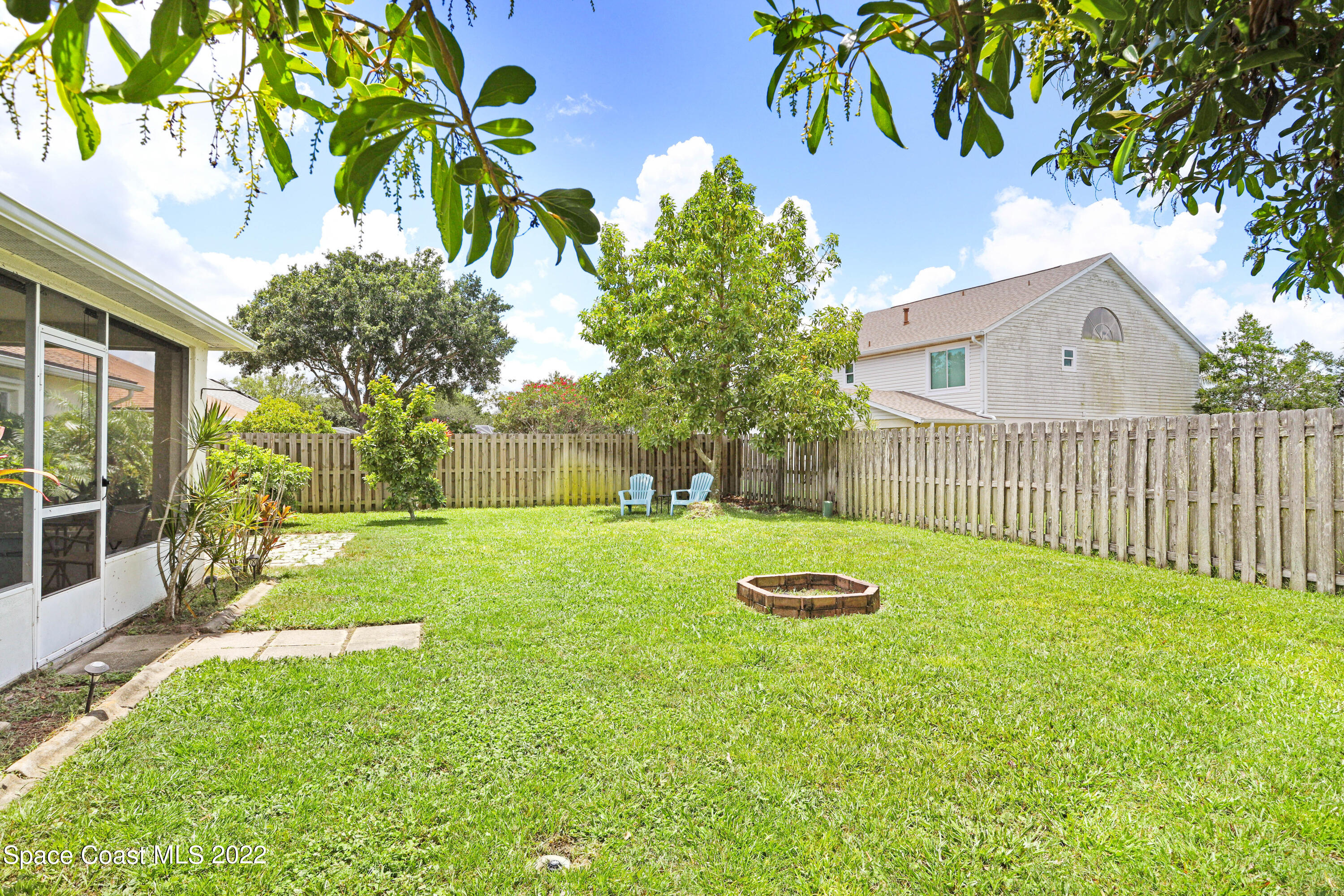 1195 Meadow Lake Road Rockledge, FL 32955 - Photo 4 of 36 BIG Backyard