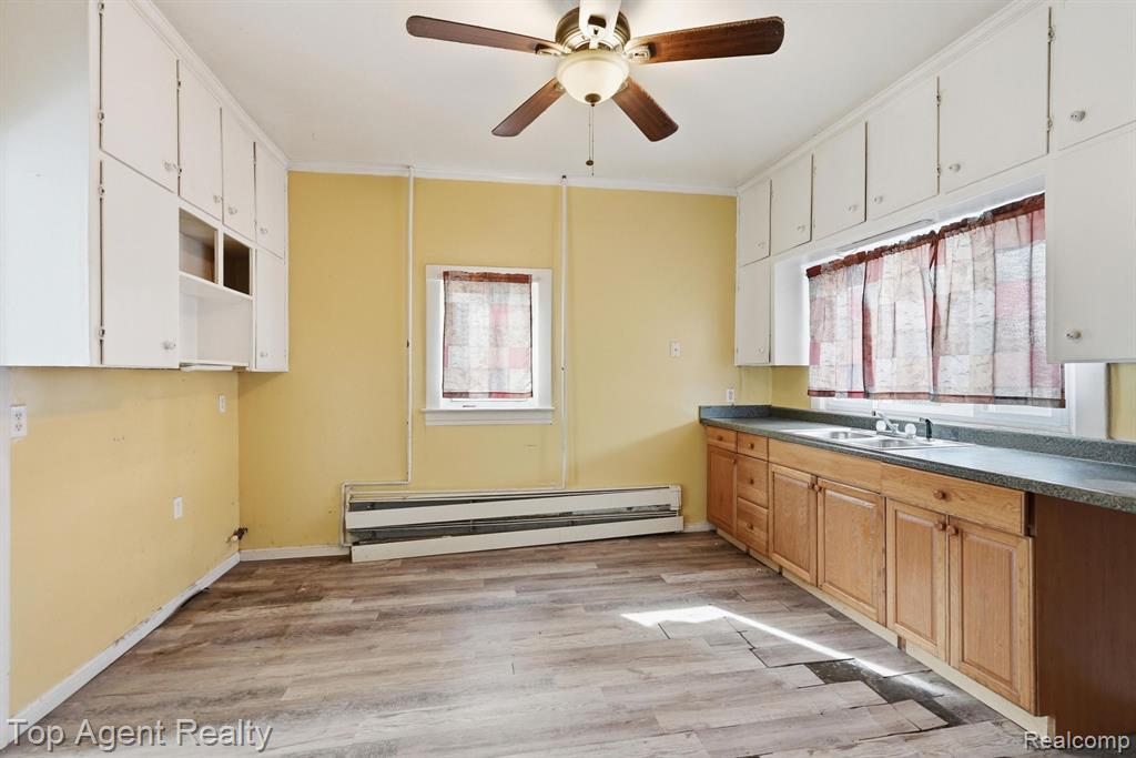 95 West Lapeer Road Peck, MI 48466 - Photo 9 of 33