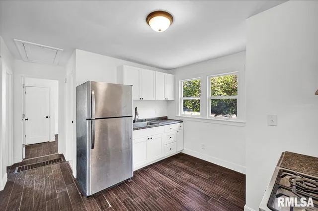 $94,900 | 1328 North Stever Avenue, West Peoria, IL 61604